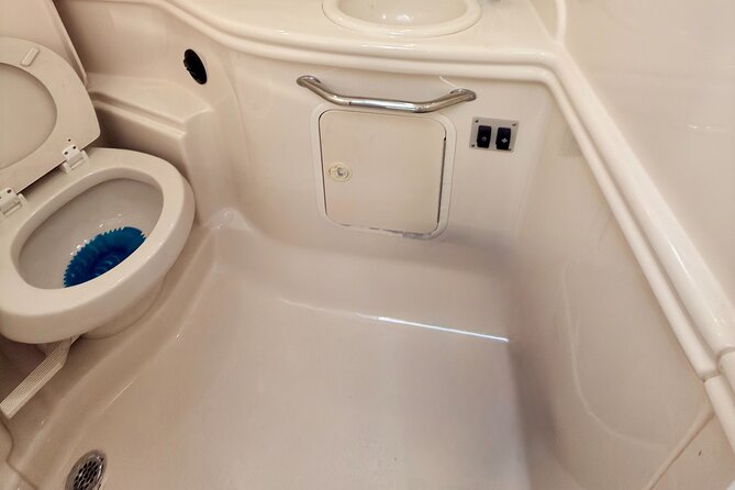 Private Yacht Rental 35ft in Miami - Frequently Asked Questions