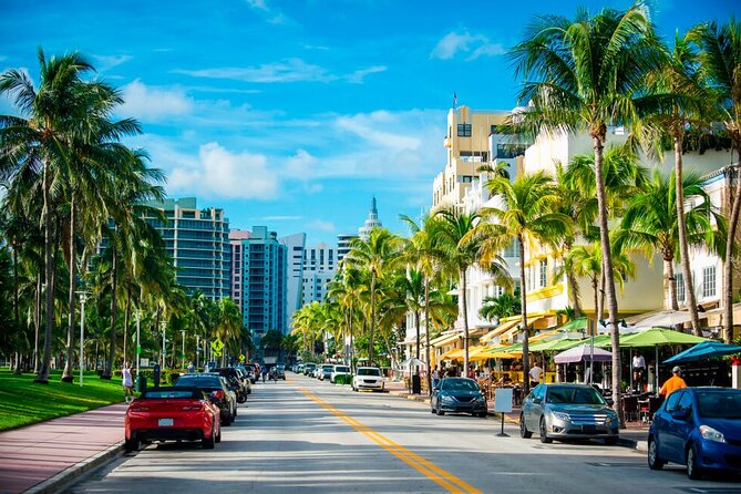 Classic Car Tour around Miami - Authentic Experiences and Genuine Value