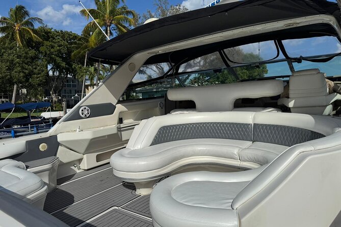 Private Yacht Charter in Miami Sea Ray 500 Sundancer - FAQ