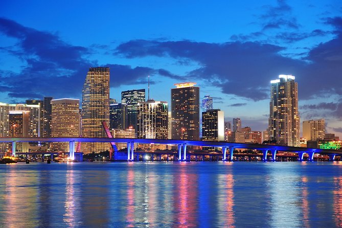 Top Miami Skyline Boat Cruise | water tours - Key Points