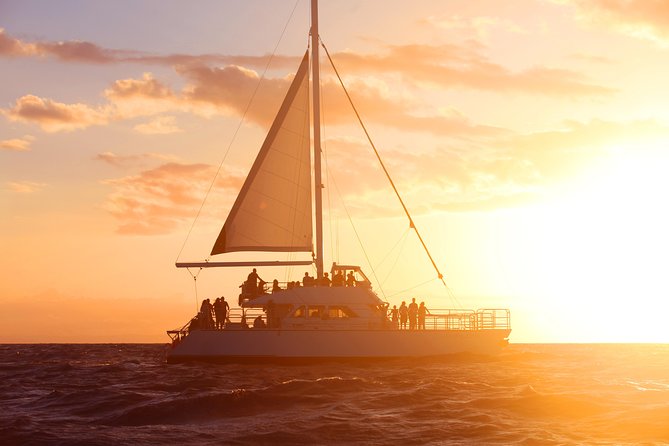 Deluxe Na Pali Sunset Tour on the Lucky Lady - Who Should Consider This Tour?