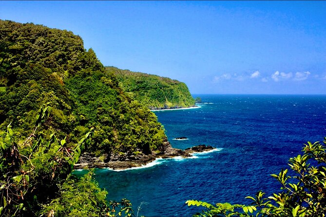 Small Group Road to Hna Tour 6 to 8 passengers - Authentic Experiences and Authentic Food