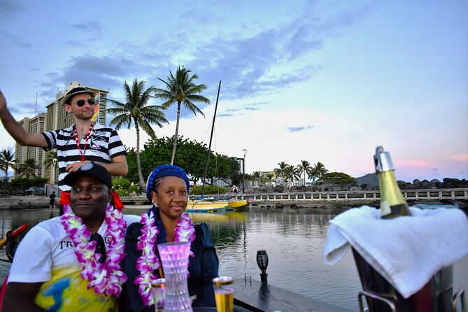 Private Gondola Cruise in Waikiki with Drinks and Pastry - FAQ