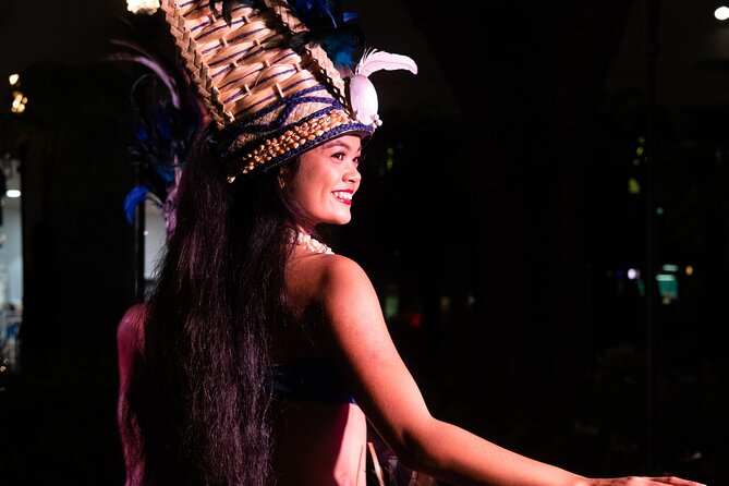 Queens Luau in the Heart of Waikiki - Key Points