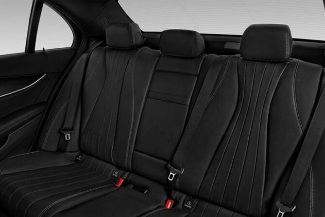 Private Transfer: Waikiki to Honolulu Airport HNL by Sedan - A Closer Look at the Private Waikiki to Airport Transfer