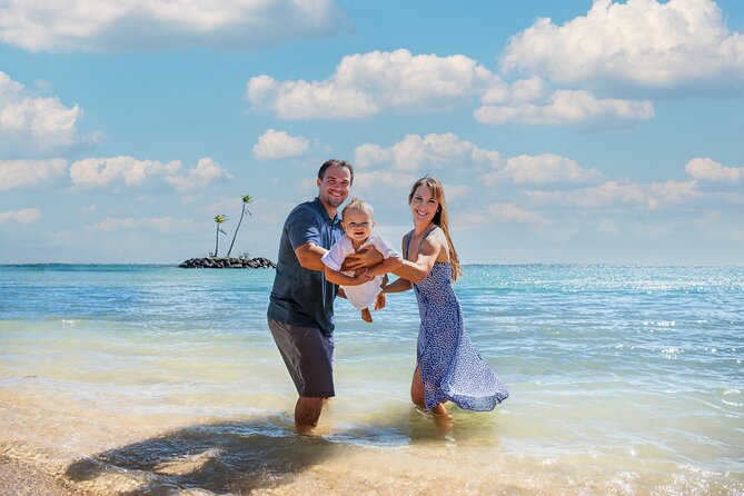 Oahu Professional Photographer Couples and Families - Who Should Consider This Tour?