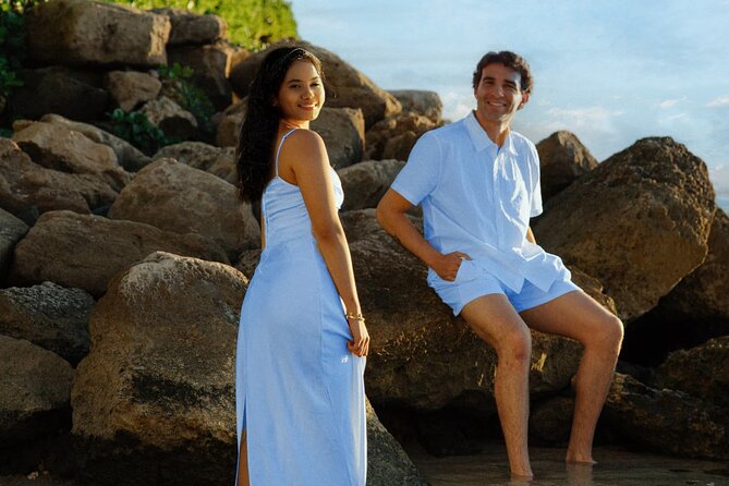 Oahu Professional Photographer Couples and Families - Analyzing the Value