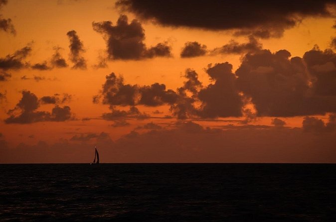 Waikiki Sunset Cruise from Oahu - The Sum Up