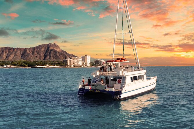 Waikiki Sunset Cruise from Oahu - Waikiki Sunset Cruise from Oahu: A Relaxed Night on the Water