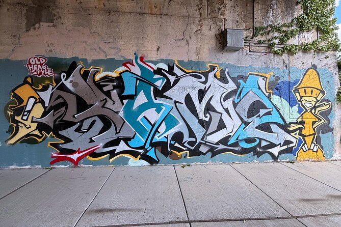 Offbeat Fulton Market Graffiti and Murals Street Art Tour - A Closer Look at the Offbeat Fulton Market Graffiti and Murals Tour