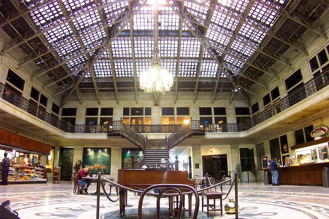 Chicago Architecture, Art and History Tour - Off The Beaten Path - Exploring Chicago’s Hidden Interiors: What to Expect