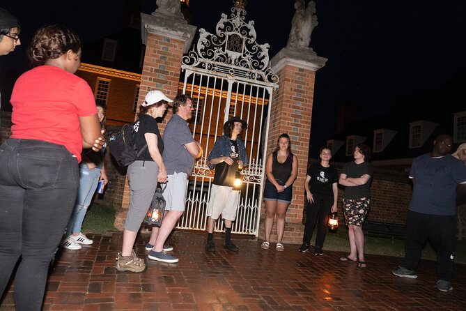 Windy City Ghosts: Hauntings of Chicago Walking Tour - Who Will Love This Tour?