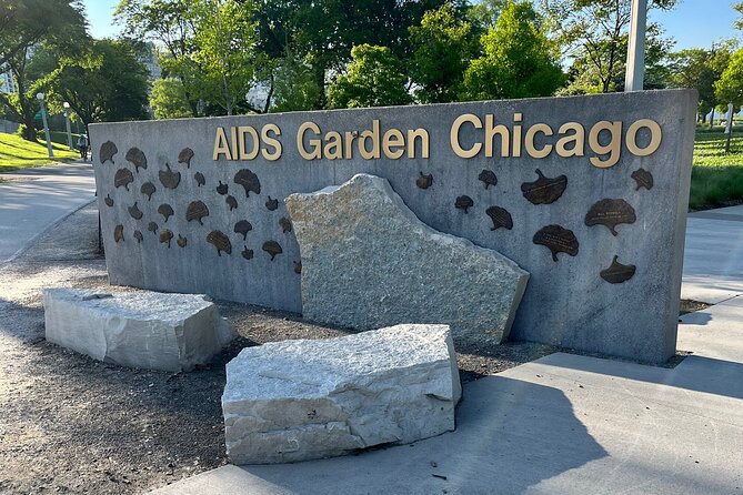 Tour Chicago LGBTQ Style: On and Off History Bus Tour - FAQ