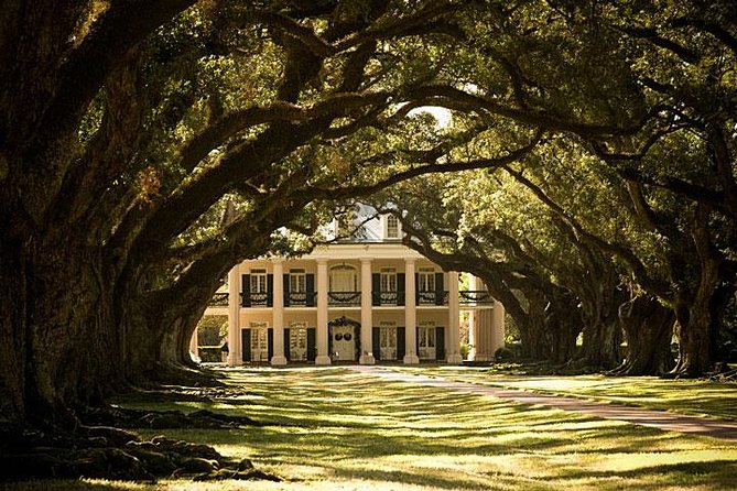 Oak Alley Plantation and 3-Hour New Orleans City/Cemetery Tour - FAQ: Common Questions about the Tour