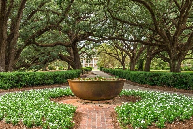 Oak Alley Plantation and Swamp Boat Tour from New Orleans - FAQ