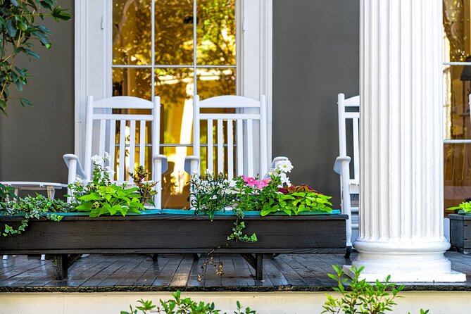 Explore New Orleans' Garden District: Private 2-hour Walking Tour - Analyzing the Value