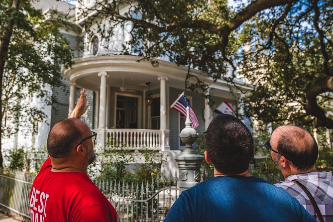 New Orleans Garden District Walking Tour - A Detailed Look at the New Orleans Garden District Walking Tour