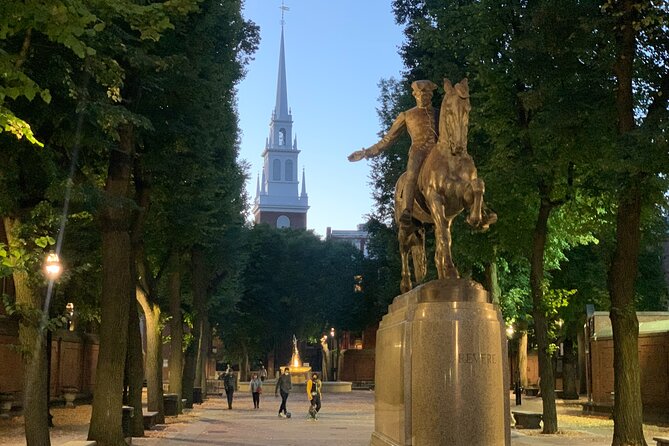 Self Guided "The North End Pizza, Cannoli and Picnic" Solo Walking Tour - Who Should Consider This Tour?