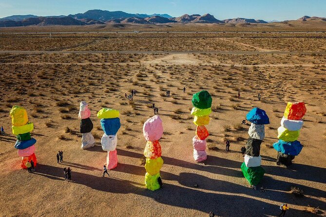 California desert, Red Rock Sign and Seven Magic Mts - Exploring the California Desert, Red Rock Sign, and Seven Magic Mountains: A Detailed Review