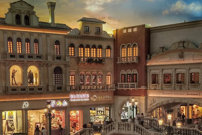 Must-See Spots Are: Las Vegas Strip Walking Tour - Who Will Love This Tour?