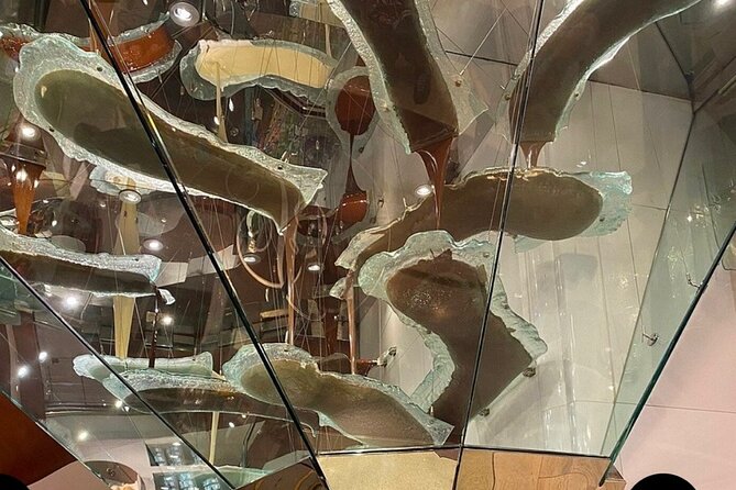 Las Vegas Night Tour High Roller Wheel Ride Guided Tour Option - FAQs