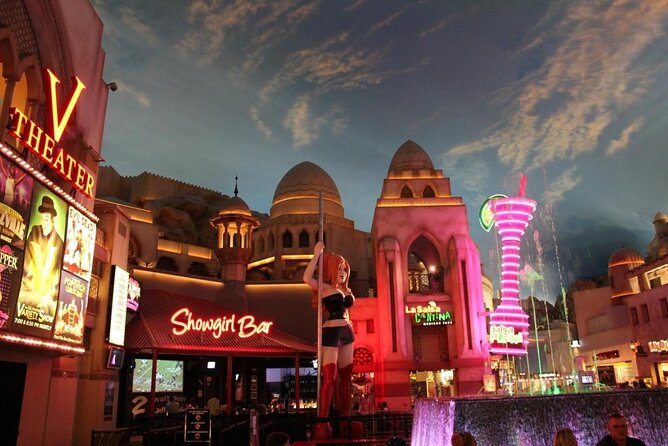 Popovich Comedy Pet Theater at Planet Hollywood Resort and Casino - A Family-Friendly Show of Comedy and Cute Pets in Las Vegas