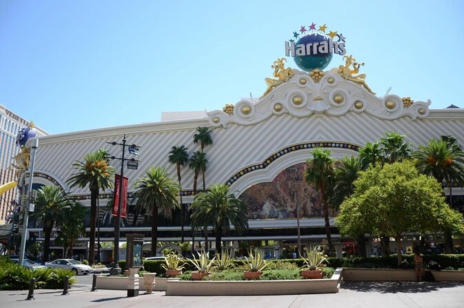 Menopause the Musical at Harrah's Hotel and Casino - Menopause the Musical at Harrahs Hotel and Casino