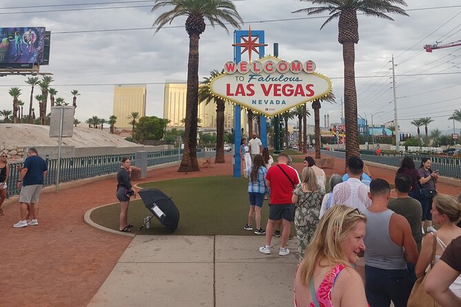 Grand Canyon Skywalk Hoover Dam and Seven Magic Mountains - Key Points