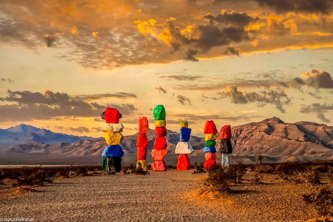 Death Valley, Seven Magic Mountains & Vegas Sign Tour - Detailed Review: Exploring the Best of Death Valley and Beyond