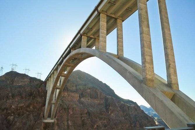 Exclusive: Private Tour of Las Vegas and the Hoover Dam - Key Points