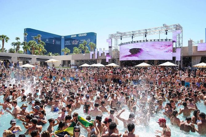 Vegas Pool Party Crawl by Party Bus w/ EZ Entry & Free Drinks - Final Thoughts on the Vegas Pool Party Crawl