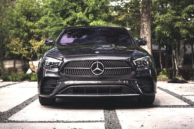 Private Transfer: Airport LAS to Las Vegas By Business Car - In-Depth Look at the Itinerary and Service Features