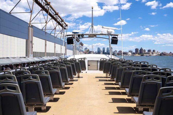 NYC Fall Foliage Cruise: Experience Autumn's Beauty - The Experience: What You Can Expect