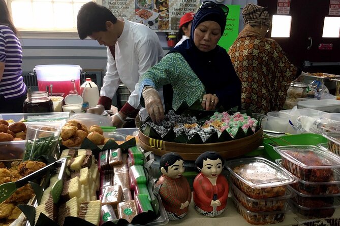 Asia in Queens: Exploring NYCs Largest Chinatown - What You Can Expect: Food, Culture, and Hidden Gems