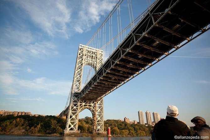 Circle Line: 8-hr Bear Mountain Oktoberfest Cruise - Who Should Consider This Tour?