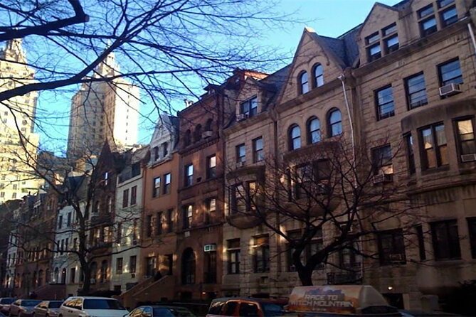 From Brownstones to Broadway  A Quiet Upper West Side Walk - Key Points