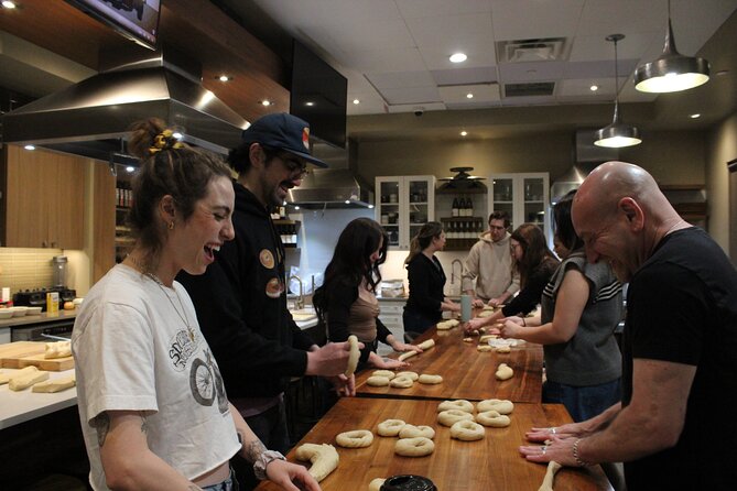 Hands-on Bagel Class with an Award-Winning Baker (UWS) - A Practical Look at the Hands-on Bagel Class with an Award-Winning Baker in UWS