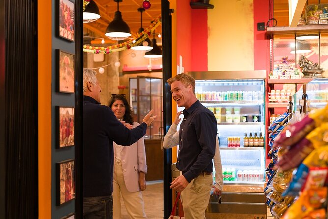 Historic Washington Square Park and Greenwich Village Food Tour - A Deep Dive into the Experience