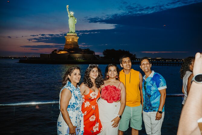 NYC Sunset Cruise with DJ, Skyline & Statue of Liberty - The Experience from a Traveler’s Perspective
