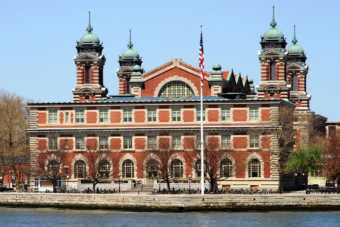 Statue of Liberty & Ellis Island - Exclusive Guided Tour - Why This Tour Offers Great Value