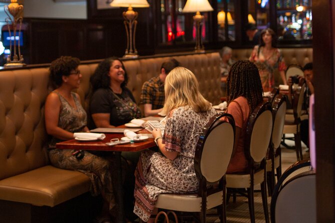 Drama and Discourse in New York Theatre - An Authentic Glimpse into NYC’s Theatre Scene