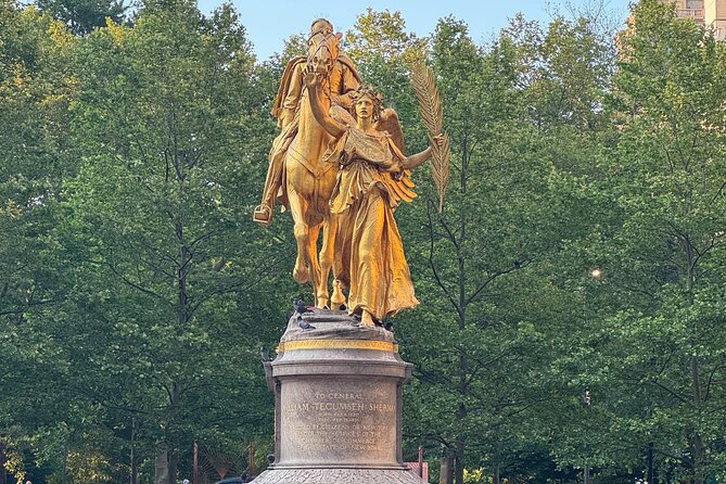 Central Park Pedicab Tour  Guided Ride with Stops - Key Points