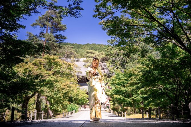 Documentary Style Photoshoot - Experience the City Through a Natural Lens: Documentary Style Photoshoot in NYC