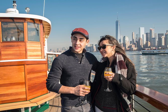 New York City Holiday Brunch Cruise on Classic Boat - FAQ