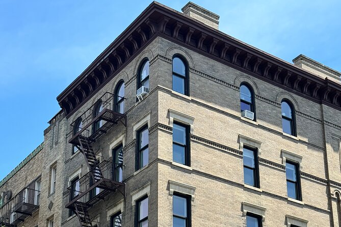 Friends' Locations Tour - The Sum Up