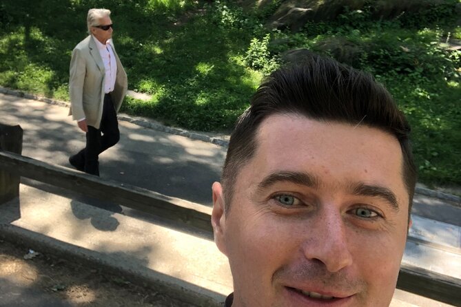 Central Park Movie Locations and Celebrity Homes Pedicab Tour - Key Points