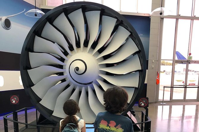 Boeing Factory Tour (Private Tour) - Key Points