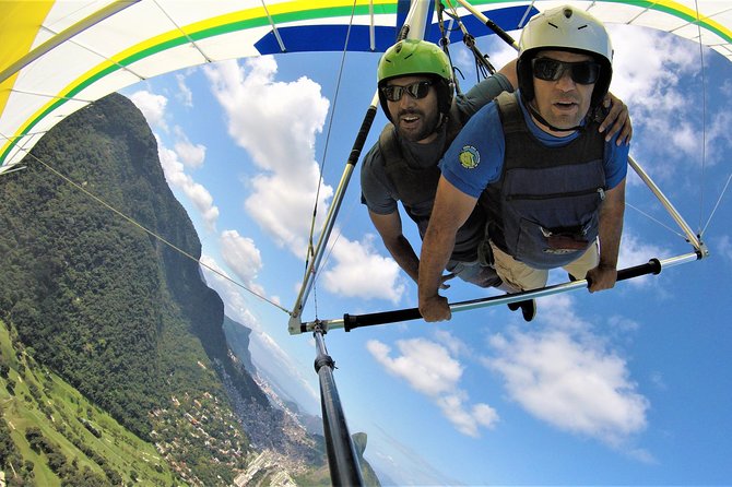 Paragliding or Hang Gliding Experience in Rio de Janeiro - What Makes This Tour Stand Out?