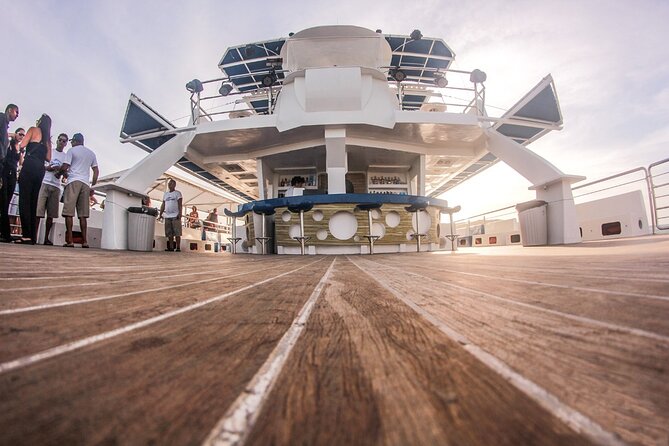 Full Day in Búzios with Catamaran Tour and Lunch - What the Reviews Say