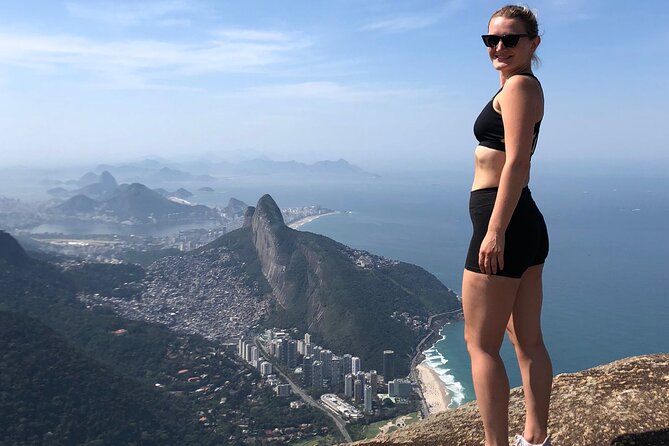 Personalized Tour in Rio. Main Attractions and Cultural Walk. - Discovering the Real Gabinete Português de Leitura